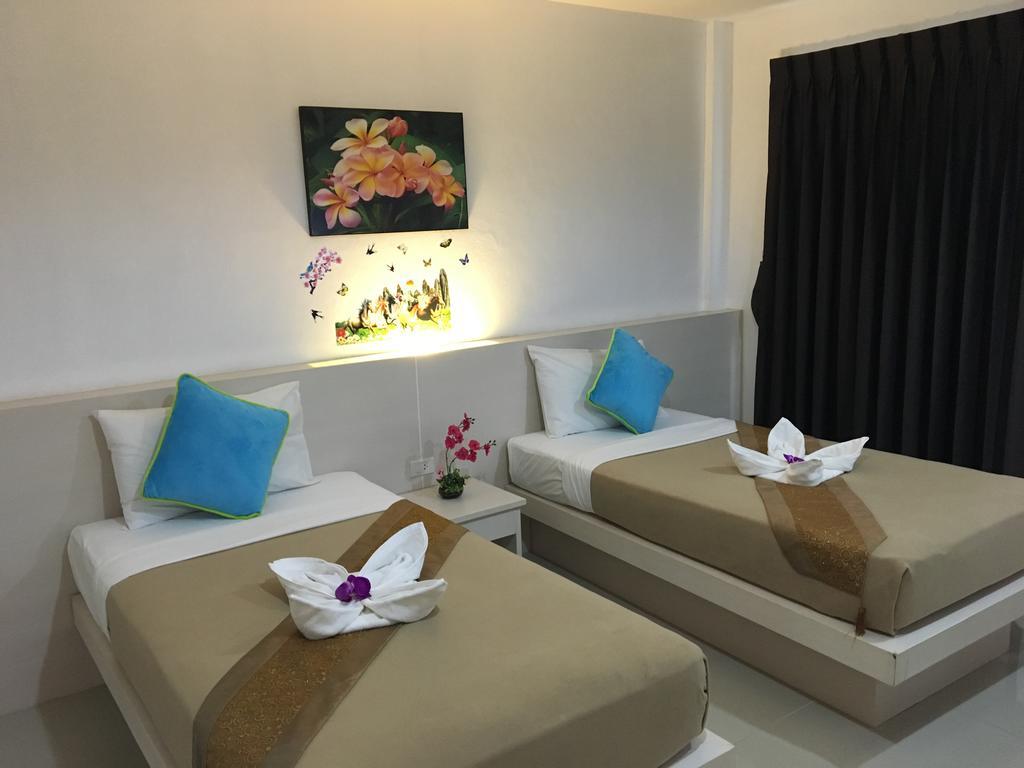 Phuthara Hostel Phuket Luaran gambar