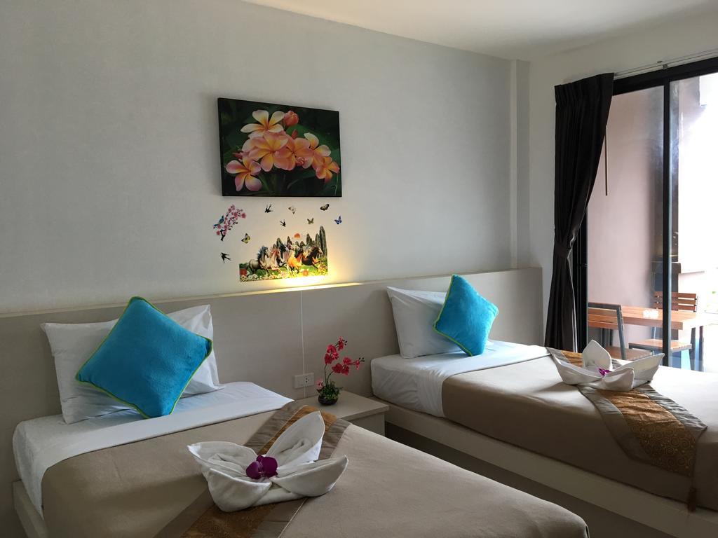 Phuthara Hostel Phuket Luaran gambar