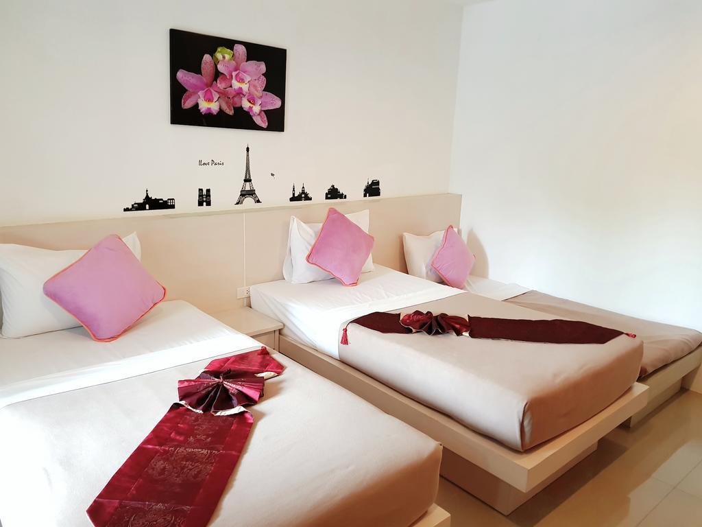 Phuthara Hostel Phuket Luaran gambar