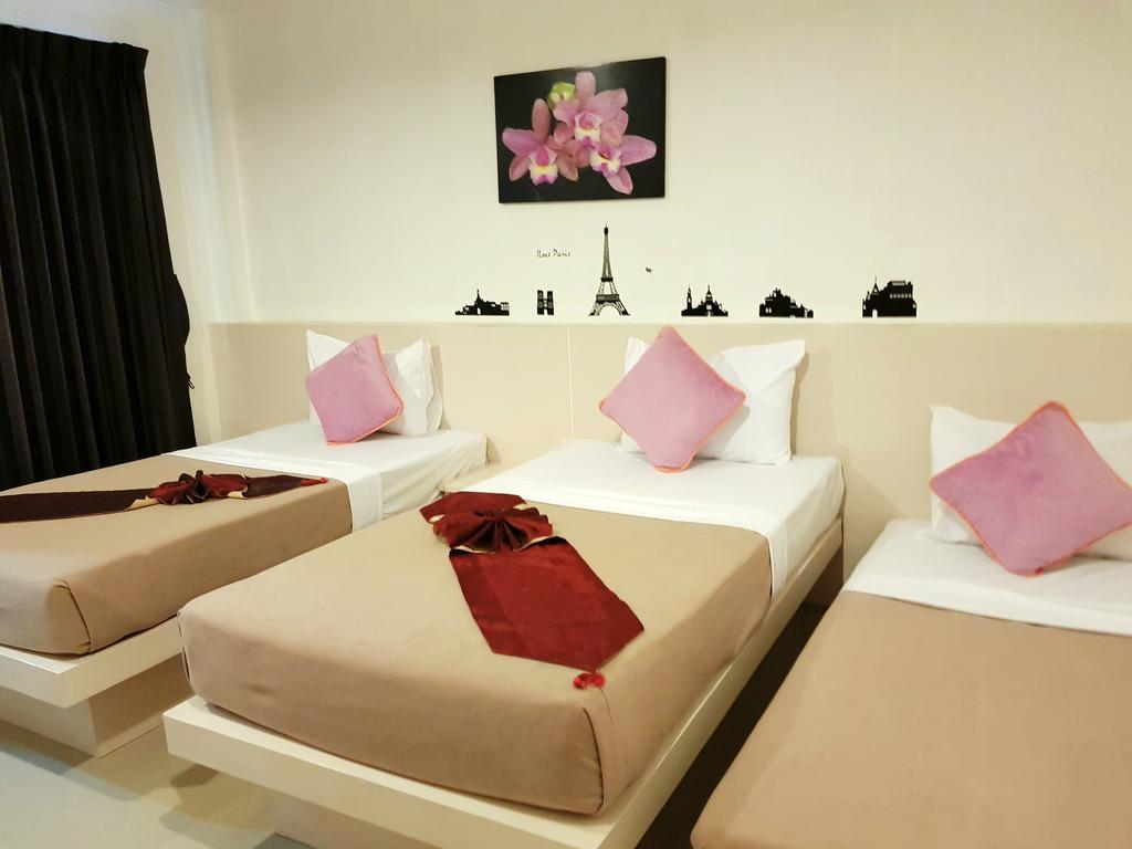 Phuthara Hostel Phuket Luaran gambar