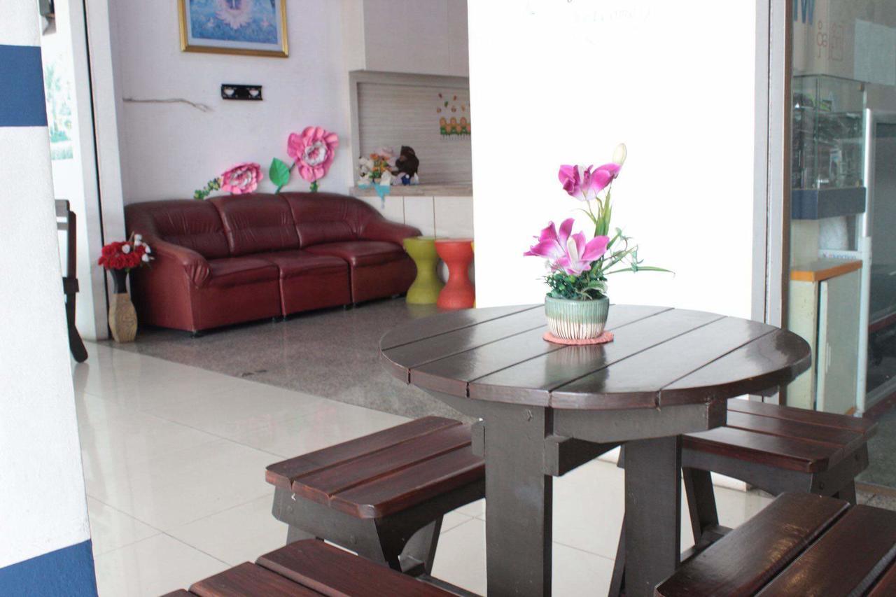 Phuthara Hostel Phuket Luaran gambar